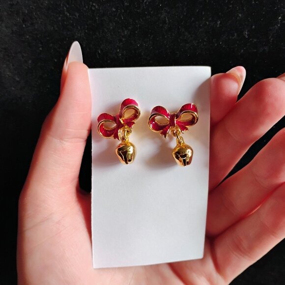 Jewelry - Bow dangle earrings